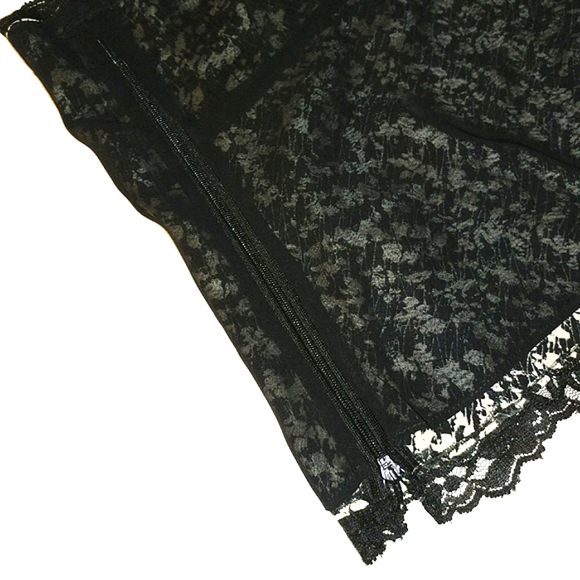 🦋 ANN TAYLOR CAMISOLE - BLACK & WHITE ABSTRACT LACE TRIMMED - SZ 6P - Picture 10 of 11